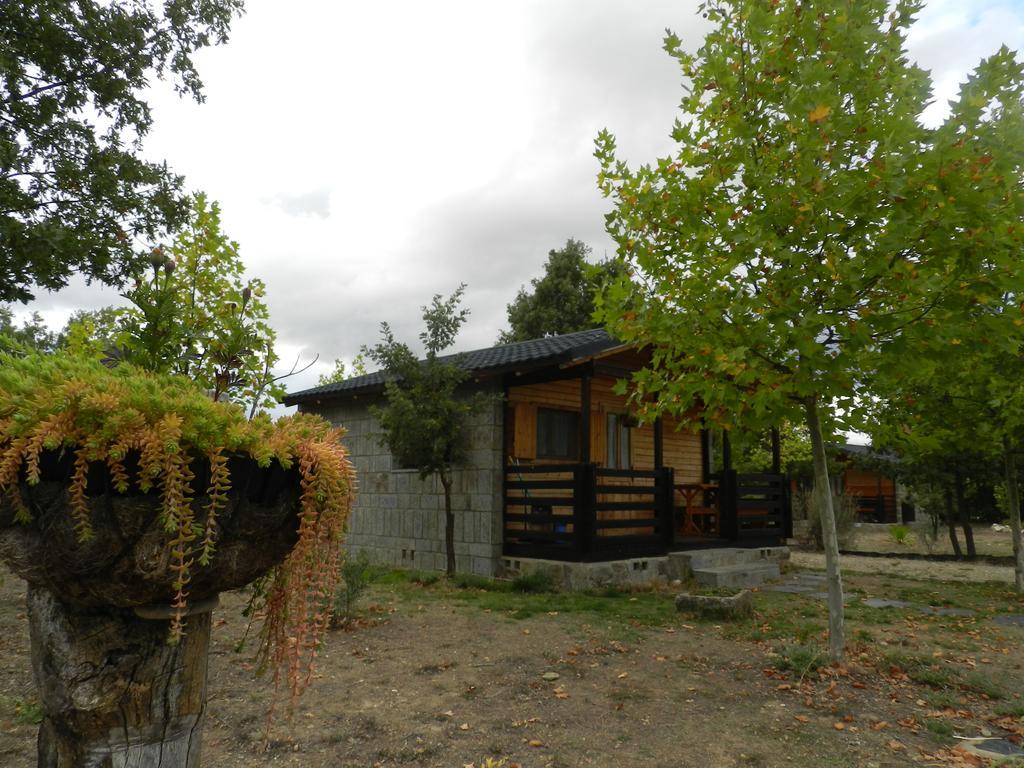 Cabanas Vallecino Manzanal de los Infantes エクステリア 写真