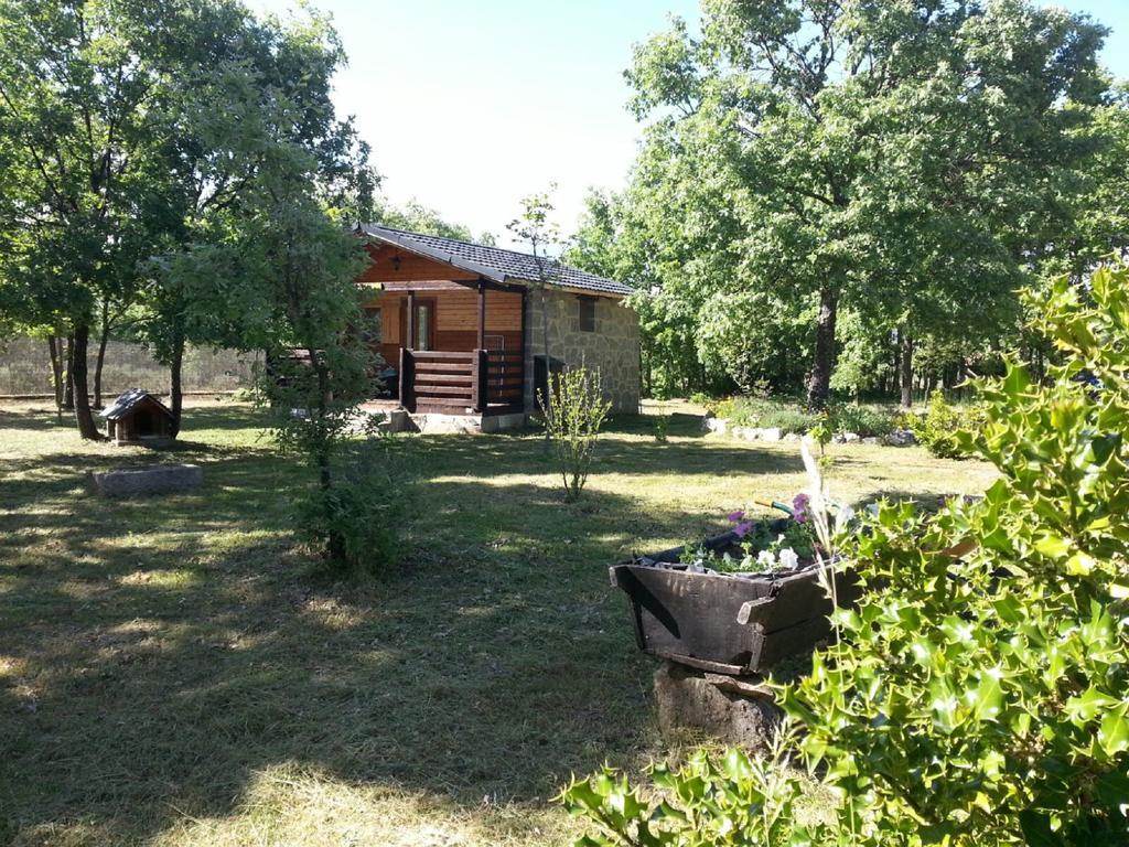 Cabanas Vallecino Manzanal de los Infantes エクステリア 写真