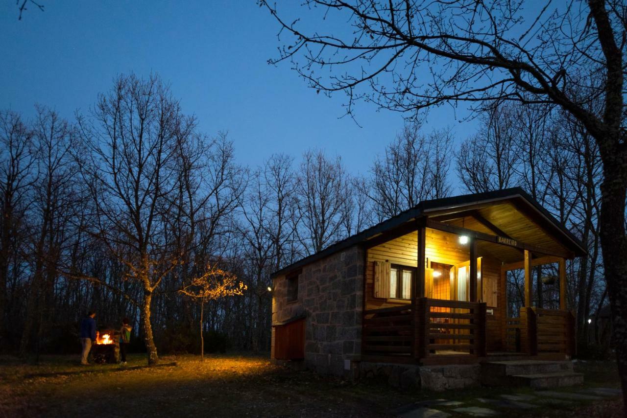 Cabanas Vallecino Manzanal de los Infantes エクステリア 写真